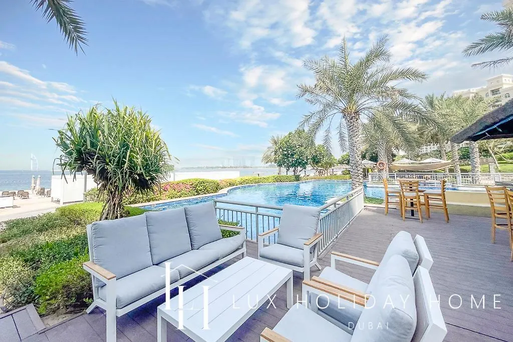 Lux - The Shoreline Penthouse Suite Dubai