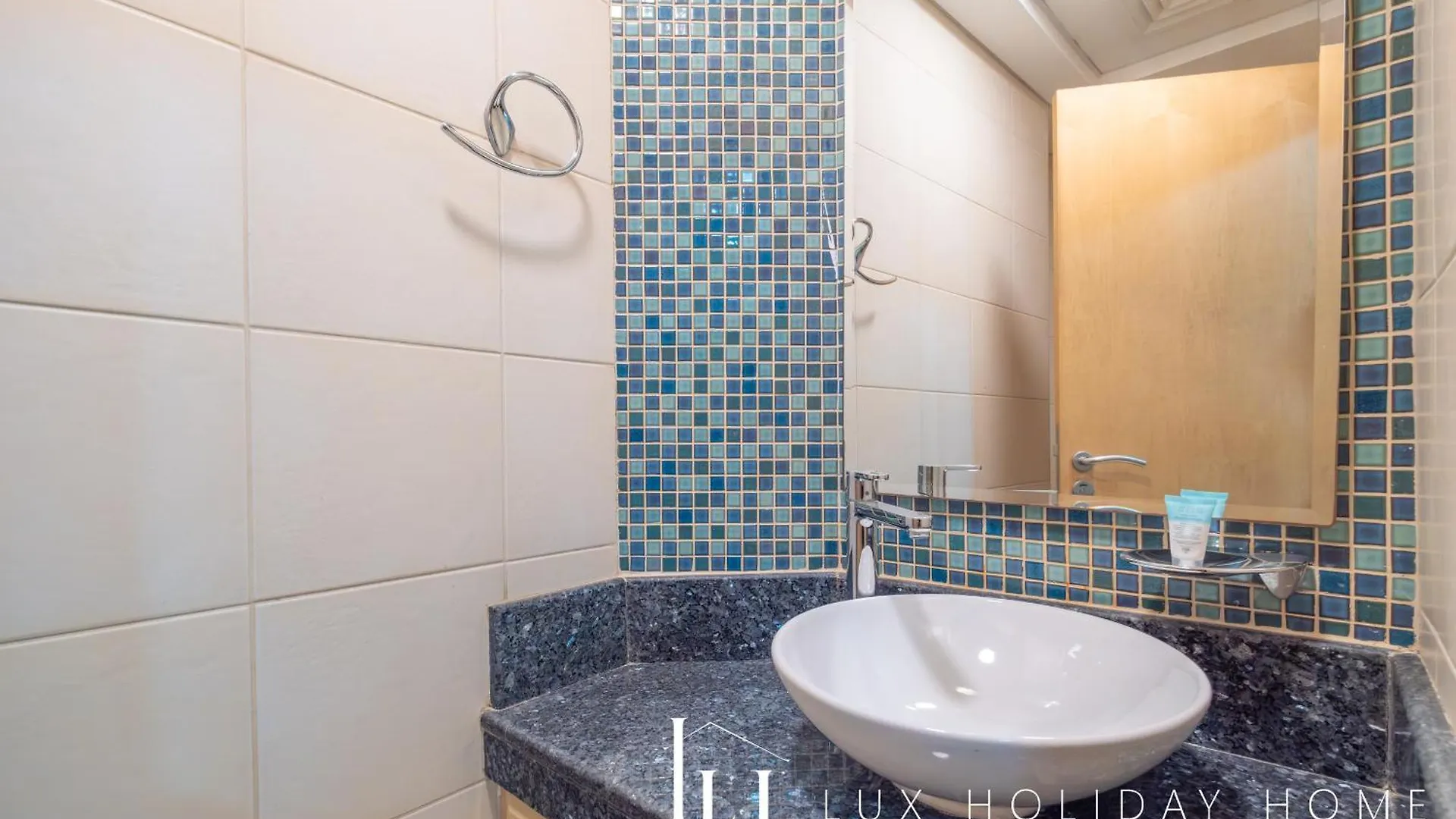 Lux - The Shoreline Penthouse Suite Dubai 0*,